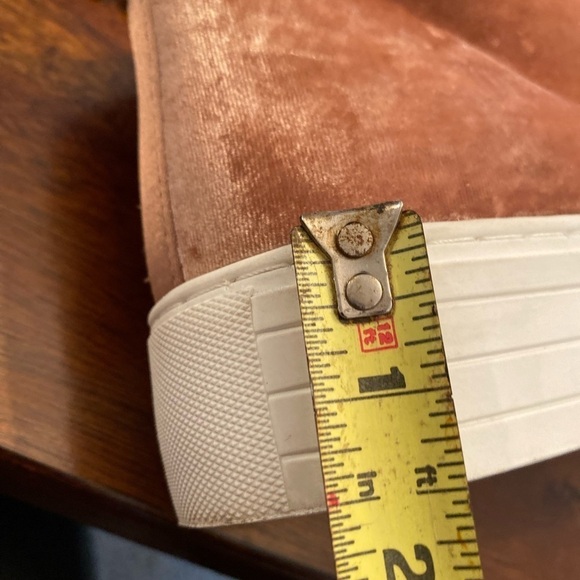 Kenneth Cole Janette  Blush Velvet high top shoes/sneakers size 8.5 - Picture 3 of 10